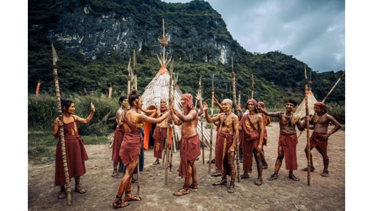 Đến Tràng An check-in ở ‘ngôi làng thổ dân’ tại phim trường Kong Skull Island